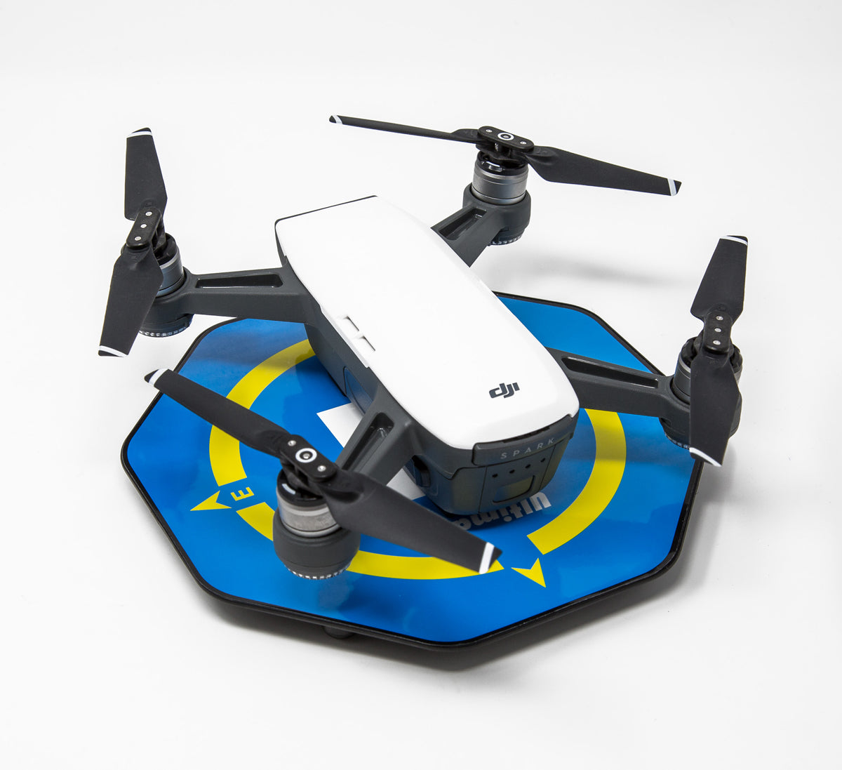 Petit mini tapis d'atterrissage facile et pliable pour drone DJI Spark et Tello