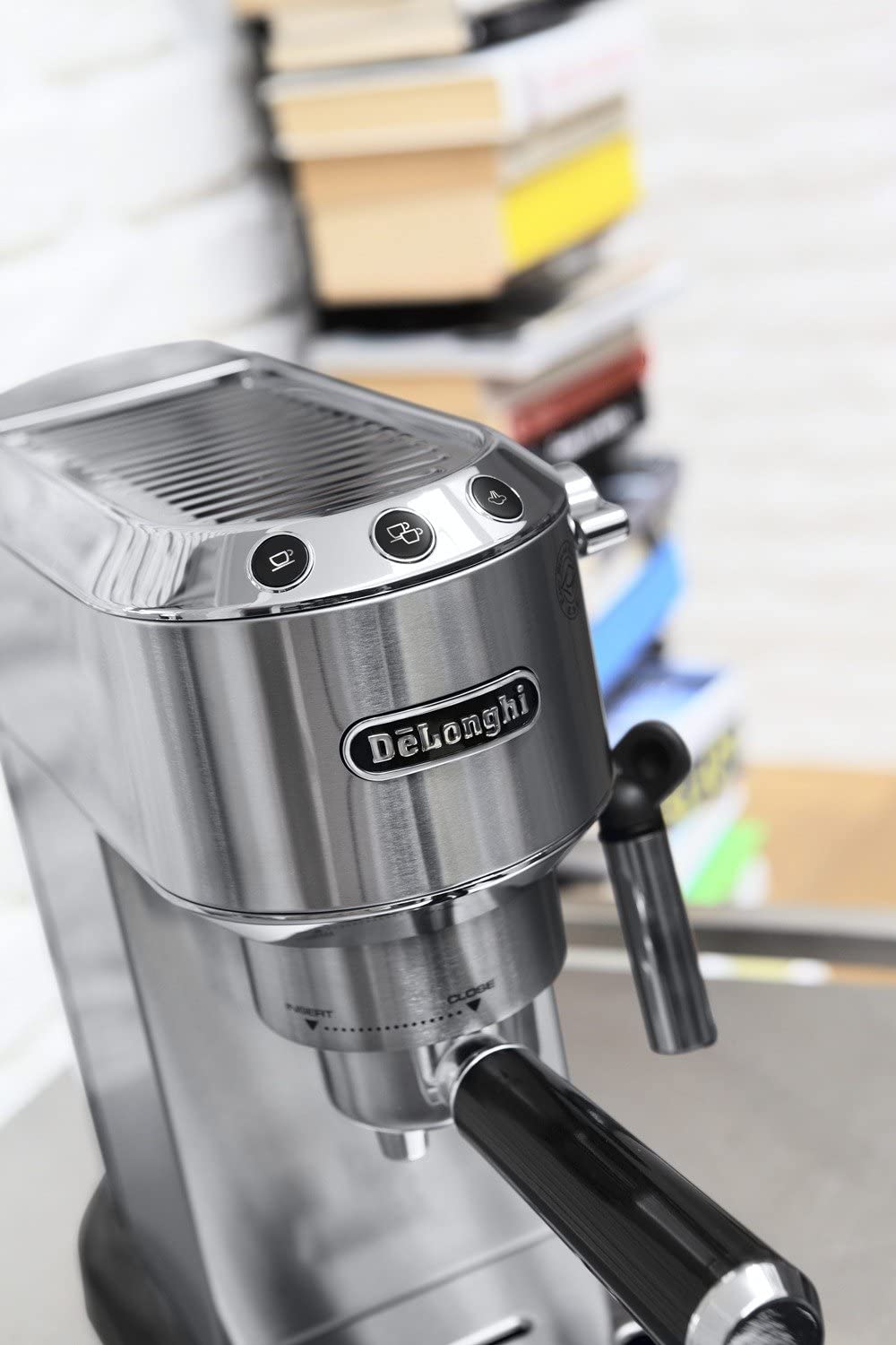 De'Longhi Dedica EC680M 15-Bar Pump Stainless Steel Slim Espresso Cappu. Machine