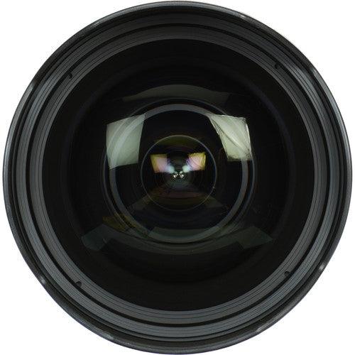Canon EF 11-24mm f/4L USM Wide-Angle Zoom Lens (Black) + Lens Pouch Pro Bundle