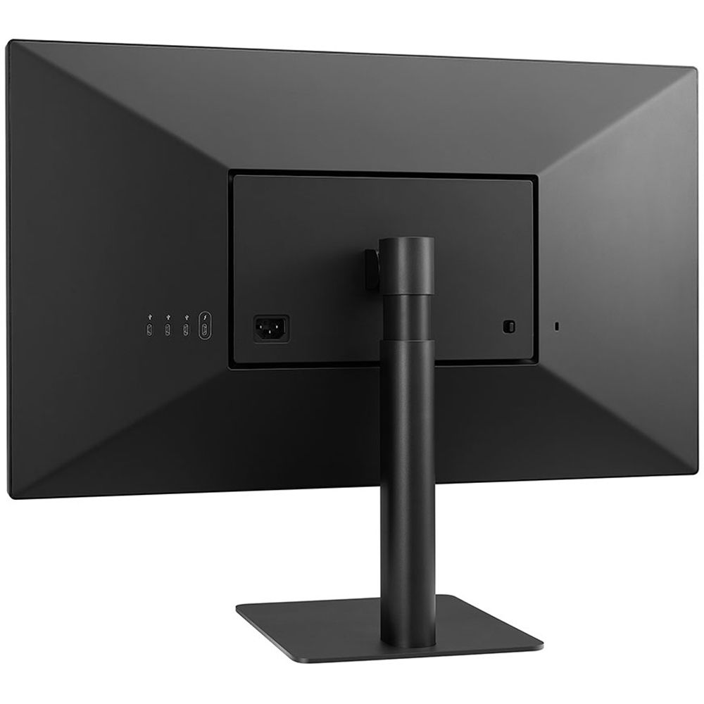 Moniteur LG Ultrafine 27MD5KLB-B 27" 16:9 5K IPS + combo de jeu Marvo Scorpion
