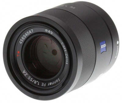 Objectif Sony Sonnar T* FE 55 mm f/1.8 ZA SEL55F18Z + filtre UV + objectif pare-soleil