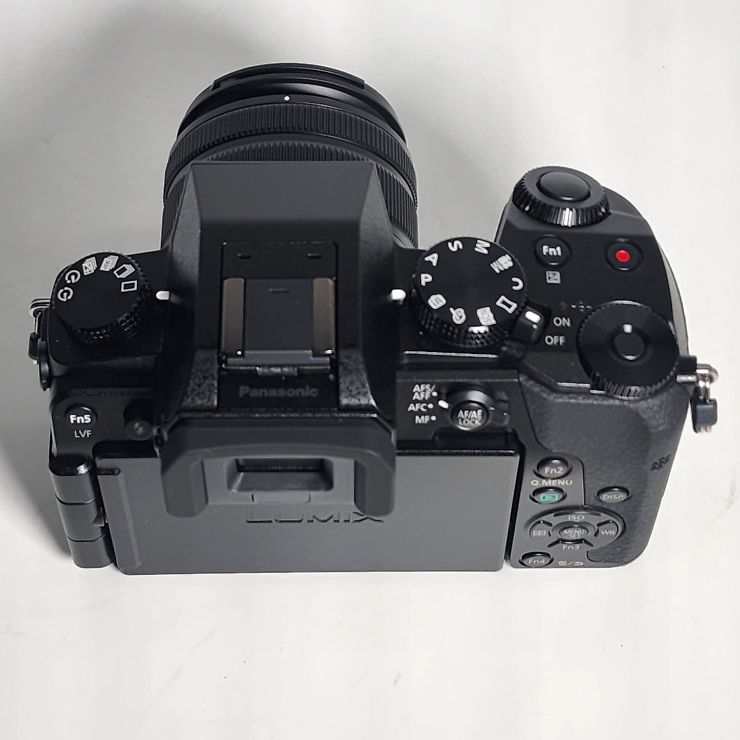 Appareil photo sans miroir Panasonic Lumix G7 avec objectif 14-42 mm (noir)