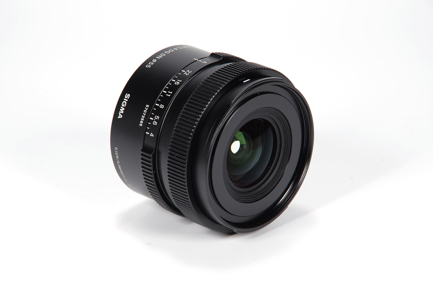 Objectif contemporain Sigma 17 mm f/4 DG DN (Sony E) 415965 - Ensemble d'accessoires 7 pièces