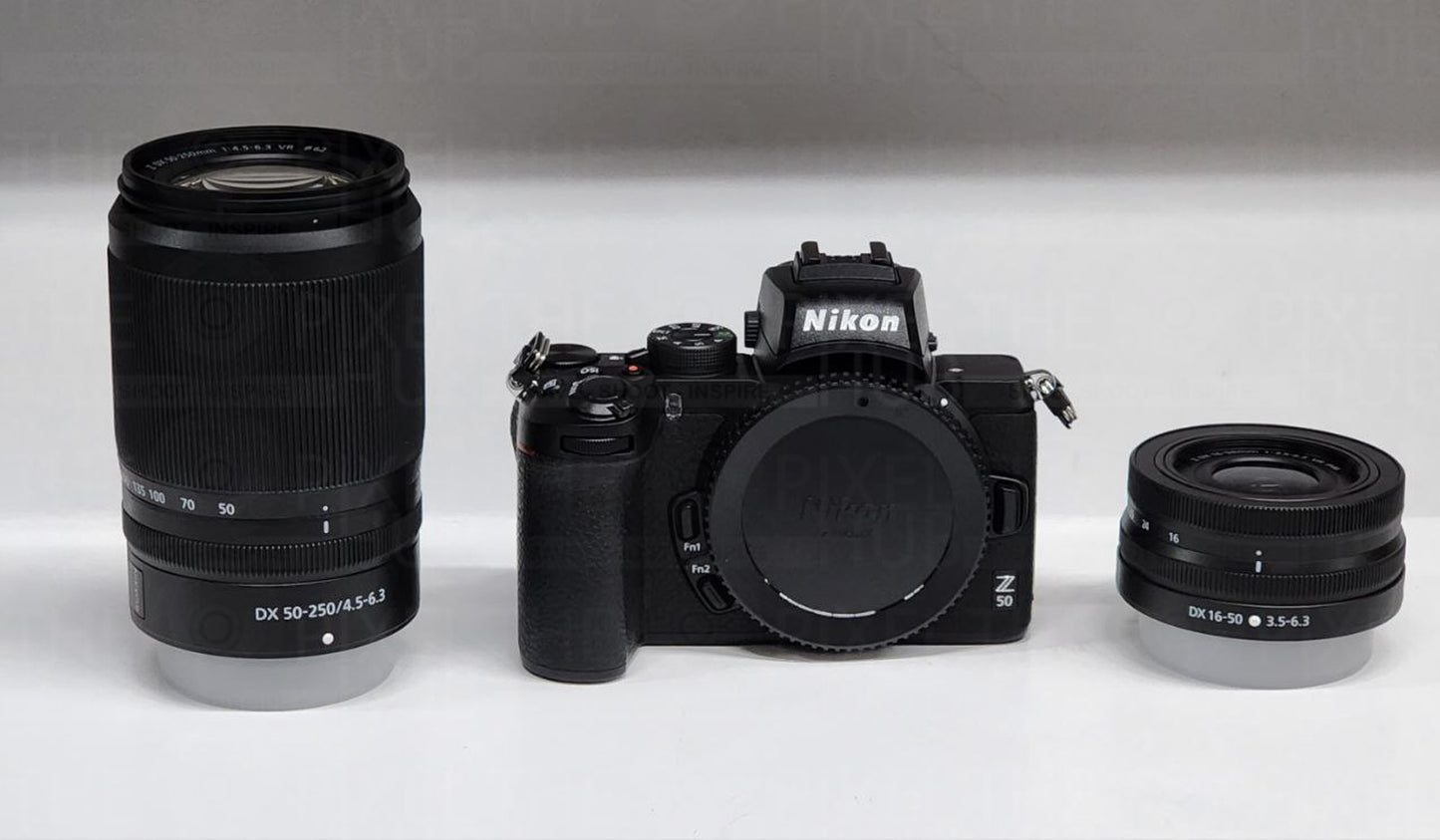 Appareil photo sans miroir Nikon Z50 avec objectifs 16-50 mm et 50-250 mm - Lot de 8 pièces