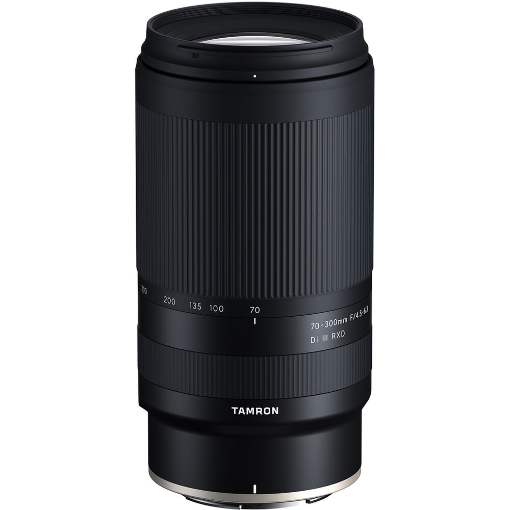 Objectif Tamron 70-300mm f/4.5-6.3 Di III RXD pour Nikon Z - Ensemble d'accessoires 7PC