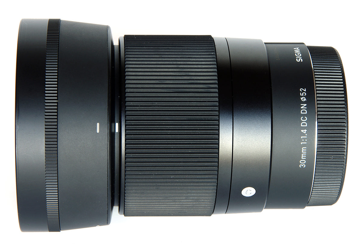 Sigma Objectif contemporain 30 mm f/1.4 DC DN pour Canon EF-M – Lot de 7 accessoires