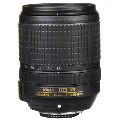 Nikon AF-S DX NIKKOR 18-140 mm f/3.5-5.6G ED VR Objectif 2213 + kit de filtres