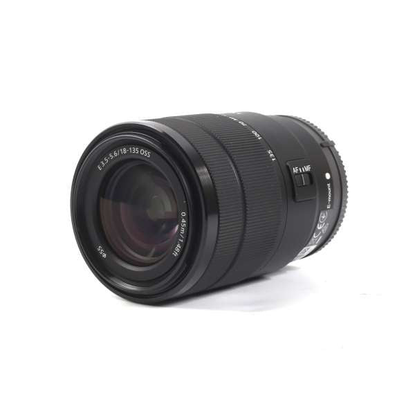 Appareil photo numérique sans miroir Sony Alpha a6400 avec objectif 18-135 mm + pack 64 Go