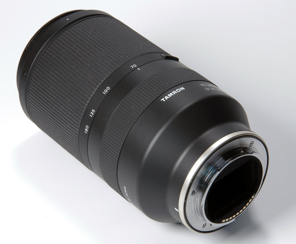 Objectif Tamron 70-180mm f/2.8 Di III VXD pour Sony E - AFA056S-700