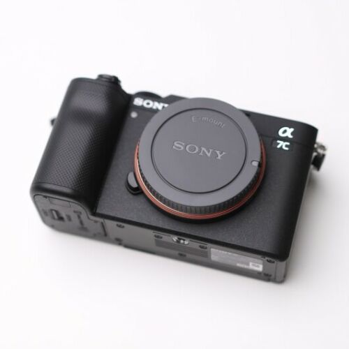 Appareil photo numérique sans miroir Sony Alpha a7C (boîtier uniquement, argent) - Kit d'accessoires 7 pièces