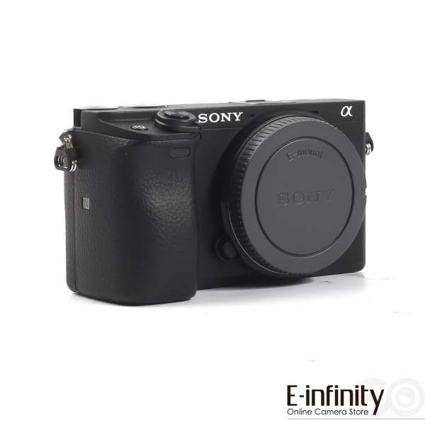 Sony Alpha a6400 Mirrorless Digital Camera with 18-135mm Lens - ILCE-6400M/B