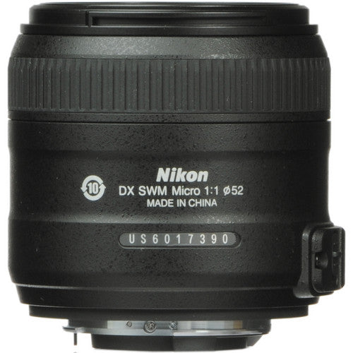 Nikon AF-S DX Micro-NIKKOR 40mm f/2.8G Lens (Black) 2200 - Filter Kit Bundle