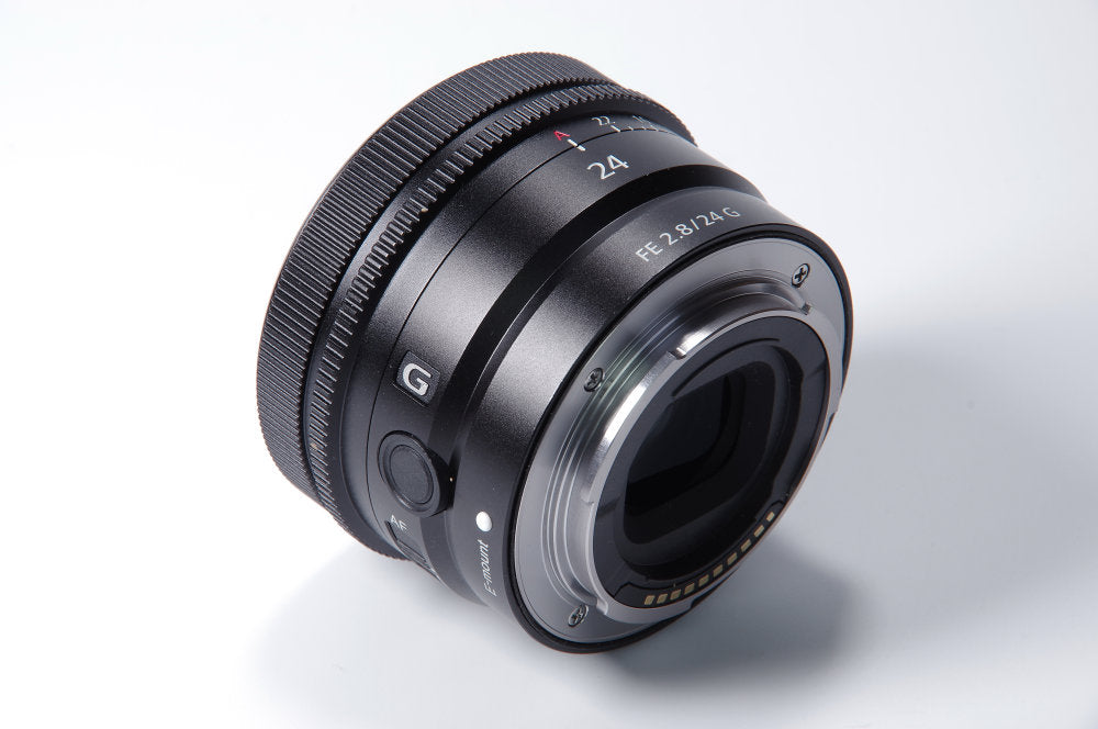 Objectif Sony FE 24 mm f/2,8 G SEL24F28G - Ensemble d'accessoires 7 pièces