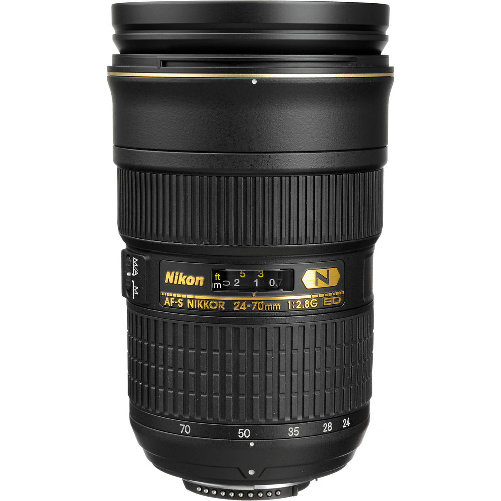 Nikon AF-S Nikkor 24-70 mm f/2.8G ED Objectif autofocus (Noir) + Kit de filtres